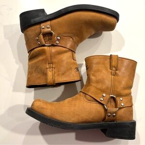 Men's Tan Leather Boots